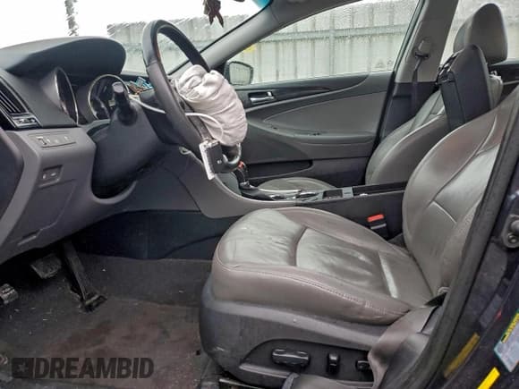 ✅ 2013 Hyundai Sonata Limited • VIN: 5NPEC4AC3DH584965 • Lot: 94391785. Listed on Copart with 178,308 mi. Free auction sales archive from the USA and detailed vehicle history report at DreamBid. Image 7.