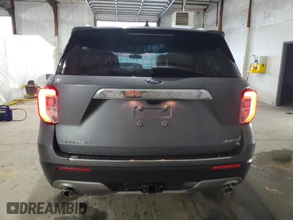 ✅ 2022 Ford Explorer Limited • VIN: 1FMSK8FH9NGB99090 • Lot: 93307665. Listed on Copart with 48,613 mi. Free auction sales archive from the USA and detailed vehicle history report at DreamBid. Image 6.