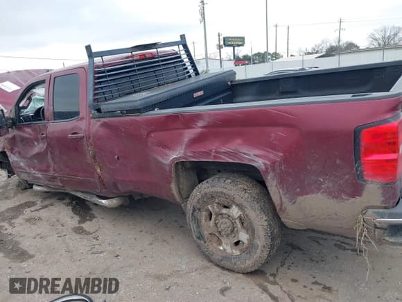 ✅ 2015 Chevrolet Silverado 2500HD LT • VIN: 1GC2CVE80FZ518531 • Lot: 41545988. Listed on IAAI with 237,004 mi. Free auction sales archive from the USA and detailed vehicle history report at DreamBid. Image 6.