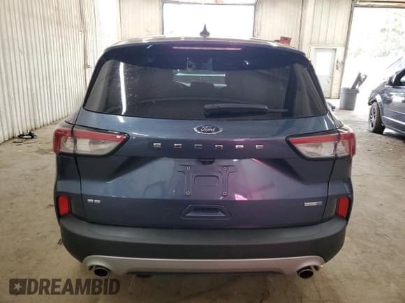 ✅ 2020 Ford Escape SE • VIN: 1FMCU9G68LUC23539 • Lot: 71850475. Wystawiony na Copart z przebiegiem Nie podano. Bezpłatny archiwum sprzedaży aukcyjnych z USA i szczegółowy raport historii pojazdu na DreamBid. Zdjęcie 6.