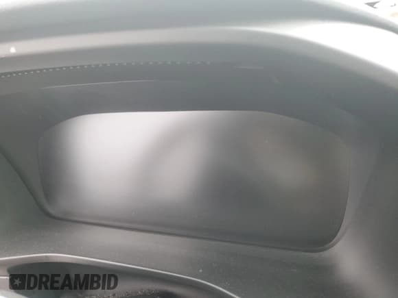 ✅ 2021 Volvo XC40 R-Design • VIN: YV4162UM5M2589145 • Lot: 62146005. Wystawiony na Copart z przebiegiem Nie podano. Bezpłatny archiwum sprzedaży aukcyjnych z USA i szczegółowy raport historii pojazdu na DreamBid. Zdjęcie 9.