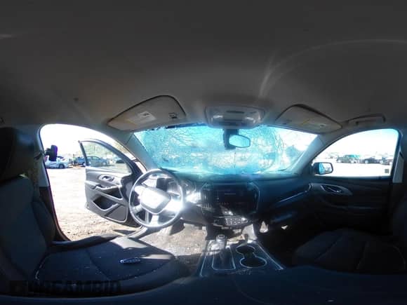 2020 Chevrolet Traverse LT Cloth z VIN 1GNERGKW4LJ264172, wystawiony jako IAAI lot #43436543 z przebiegiem 136 745 mil mil oraz . Historia ofert i sprzedaży dostępna na DreamBid. Obrazek 18.