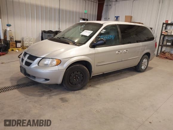 ✅ 2001 Dodge Caravan Sport • VIN: 2B4GP44311R326626 • Lot: 43802347. Listed on IAAI with 254,824 mi. Free auction sales archive from the USA and detailed vehicle history report at DreamBid. Image 2.