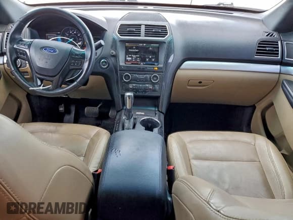 ✅ 2016 Ford Explorer XLT • VIN: 1FM5K7D84GGC66725 • Lot: 94811845. Wystawiony na Copart z przebiegiem 150 982 mil. Bezpłatny archiwum sprzedaży aukcyjnych z USA i szczegółowy raport historii pojazdu na DreamBid. Zdjęcie 8.