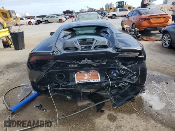 ✅ 2023 Lamborghini Huracan Tecnica • VIN: ZHWUB6ZF7PLA24031 • Lot: 85060344. Wystawiony na Copart z przebiegiem Nie podano. Bezpłatny archiwum sprzedaży aukcyjnych z USA i szczegółowy raport historii pojazdu na DreamBid. Zdjęcie 6.