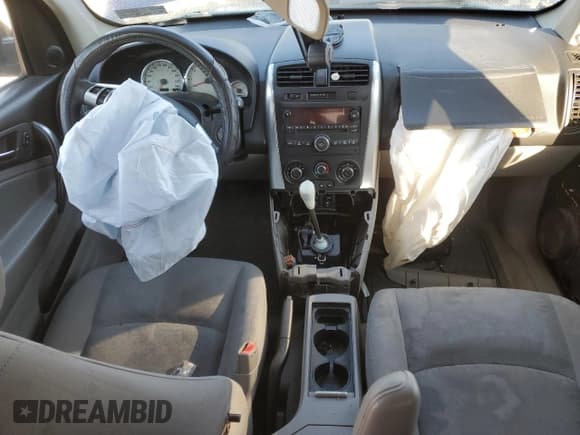 ✅ 2006 Saturn VUE • VIN: 5GZCZ23D16S877718 • Lot: 46461415. Wystawiony na Copart z przebiegiem Nie podano. Bezpłatny archiwum sprzedaży aukcyjnych z USA i szczegółowy raport historii pojazdu na DreamBid. Zdjęcie 8.