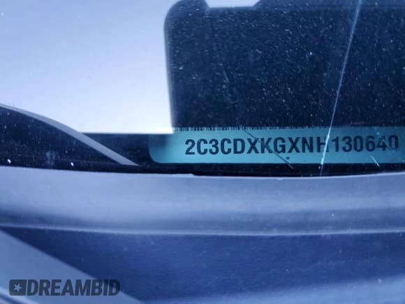 ✅ 2022 Dodge Charger Police • VIN: 2C3CDXKGXNH130640 • Lot: 85142754. Wystawiony na Copart z przebiegiem Nie podano. Bezpłatny archiwum sprzedaży aukcyjnych z USA i szczegółowy raport historii pojazdu na DreamBid. Zdjęcie 12.