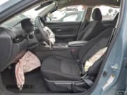 ✅ 2024 Nissan Sentra SV • VIN: 3N1AB8CV3RY370661 • Lot: 96113695. Wystawiony na Copart z przebiegiem 39 082 mil. Bezpłatny archiwum sprzedaży aukcyjnych z USA i szczegółowy raport historii pojazdu na DreamBid. Zdjęcie 7.