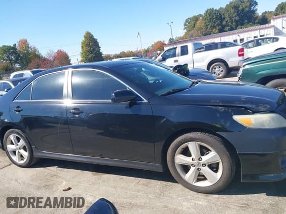 ✅ 2011 Toyota Camry LE • VIN: 4T1BF3EK5BU222110 • Лот: 43586640. Опубликован ранее на IAAI с пробегом 184 949 миль. Бесплатный доступ к архиву аукционных продаж из США и подробный отчёт об истории автомобиля на DreamBid. Изображение 13.