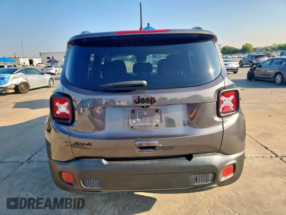 ✅ 2018 Jeep Renegade Upland • VIN: ZACCJBAB7JPH53249 • Лот: 71002105. Опубликован ранее на Copart с пробегом 104 727 миль. Бесплатный доступ к архиву аукционных продаж из США и подробный отчёт об истории автомобиля на DreamBid. Изображение 6.