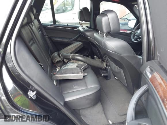 ✅ 2013 BMW X5 xDrive35i • VIN: 5UXZV4C52D0E00835 • Лот: 43534626. Опубликован ранее на IAAI с пробегом 168 385 миль. Бесплатный доступ к архиву аукционных продаж из США и подробный отчёт об истории автомобиля на DreamBid. Изображение 8.