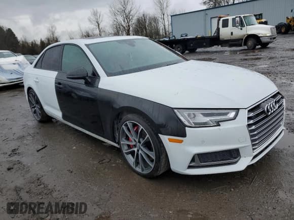 ✅ 2018 Audi S4 Premium Plus • VIN: WAUB4AF49JA002402 • Lot: 42456084. Listed on Copart with 80,779 mi. Free auction sales archive from the USA and detailed vehicle history report at DreamBid. Image 4.