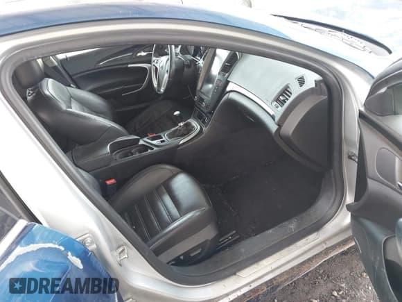 ✅ 2012 Buick Regal GS • VIN: 2G4GV5GV5C9152392 • Lot: 42722369. Listed on IAAI with 151,803 mi. Free auction sales archive from the USA and detailed vehicle history report at DreamBid. Image 5.