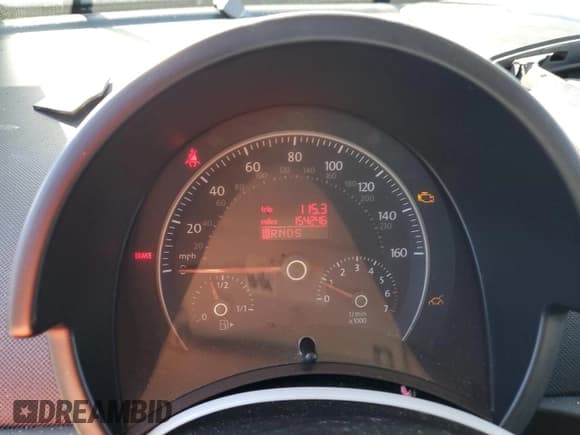 ✅ 2010 Volkswagen Beetle • VIN: 3VWPG3AG6AM009854 • Lot: 89576925. Listed on Copart with 154,246 mi. Free auction sales archive from the USA and detailed vehicle history report at DreamBid. Image 9.