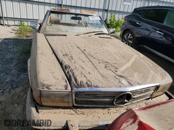 ✅ 1980 Mercedes-Benz SL • VIN: WDB10704412065572 • Lot: 69057525. Listed on Copart with Not provided. Free auction sales archive from the USA and detailed vehicle history report at DreamBid. Image 5.