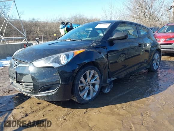 ✅ 2016 Hyundai Veloster • VIN: KMHTC6AD1GU262391 • Lot: 41649087. Wystawiony na IAAI z przebiegiem 96 104 mil. Bezpłatny archiwum sprzedaży aukcyjnych z USA i szczegółowy raport historii pojazdu na DreamBid. Zdjęcie 17.