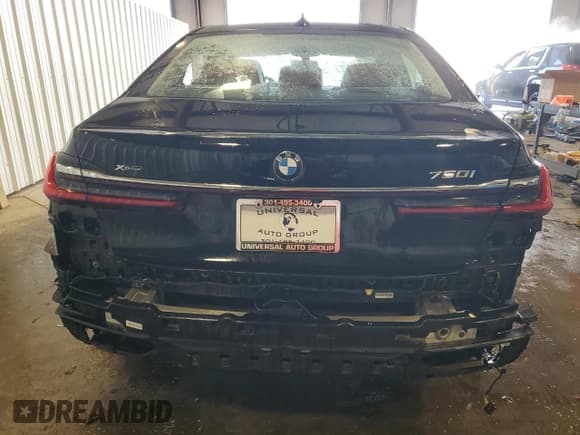 ✅ 2022 BMW 7 Series 750i xDrive • VIN: WBA7U2C03NCK65458 • Lot: 86819155. Listed on Copart with 47,853 mi. Free auction sales archive from the USA and detailed vehicle history report at DreamBid. Image 6.