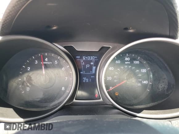 ✅ 2015 Hyundai Veloster • VIN: KMHTC6AD5FU222054 • Lot: 71016734. Wystawiony na Copart z przebiegiem 64 330 mil. Bezpłatny archiwum sprzedaży aukcyjnych z USA i szczegółowy raport historii pojazdu na DreamBid. Zdjęcie 9.