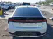 2024 Toyota Prius LE с VIN JTDACAAU2R3017767, выставлен на аукционе IAAI как лот 43001262 с пробегом 49 124 миль миль и . История ставок и продаж доступна на DreamBid. Изображение 17.