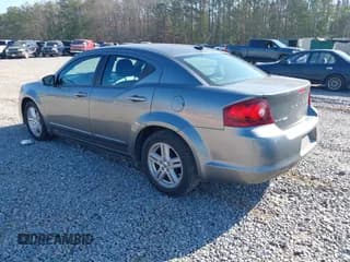 ✅ 2013 Dodge Avenger SXT • VIN: 1C3CDZCB6DN590334 • Lot: 41507381. Wystawiony na IAAI z przebiegiem 120 023 mil. Bezpłatny archiwum sprzedaży aukcyjnych z USA i szczegółowy raport historii pojazdu na DreamBid. Zdjęcie 3.