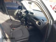 ✅ 2017 Jeep Renegade Sport • VIN: ZACCJBAB7HPE87600 • Lot: 43613043. Wystawiony na IAAI z przebiegiem 204 053 mil. Bezpłatny archiwum sprzedaży aukcyjnych z USA i szczegółowy raport historii pojazdu na DreamBid. Zdjęcie 5.