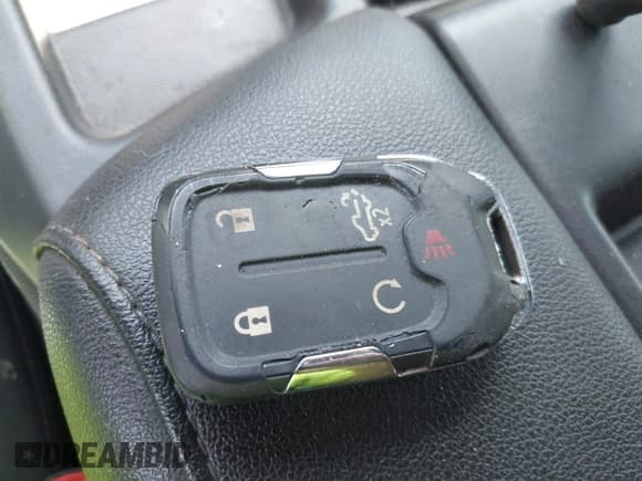 ✅ 2019 Chevrolet Silverado 1500 LT • VIN: 3GCPYDEK6KG194105 • Lot: 43062182. Wystawiony na IAAI z przebiegiem 78 601 mil. Bezpłatny archiwum sprzedaży aukcyjnych z USA i szczegółowy raport historii pojazdu na DreamBid. Zdjęcie 11.