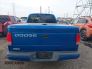 ✅ 2000 Dodge Dakota • VIN: 1B7GL22X8YS774590 • Lot: 42027035. Wystawiony na IAAI z przebiegiem 93 092 mil. Bezpłatny archiwum sprzedaży aukcyjnych z USA i szczegółowy raport historii pojazdu na DreamBid. Zdjęcie 16.