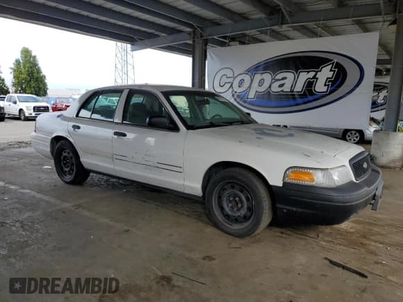 ✅ 2009 Ford Police Interceptor • VIN: 2FAHP71V09X126915 • Lot: 80577375. Listed on Copart with 428,999 mi. Free auction sales archive from the USA and detailed vehicle history report at DreamBid. Image 4.