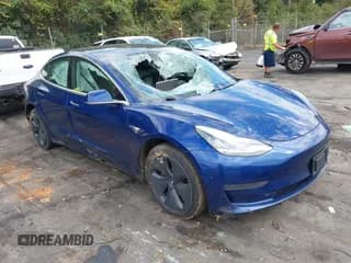 ✅ 2020 Tesla Model 3 Standard Range Plus • VIN: 5YJ3E1EA9LF736883 • Lot: 43408308. Wystawiony na IAAI z przebiegiem 62 903 mil. Bezpłatny archiwum sprzedaży aukcyjnych z USA i szczegółowy raport historii pojazdu na DreamBid. Zdjęcie 1.
