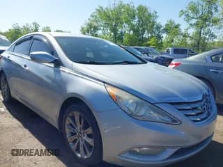 ✅ 2011 Hyundai Sonata Limited • VIN: 5NPEC4ABXBH266250 • Lot: 42276626. Listed on IAAI with 154,116 mi. Free auction sales archive from the USA and detailed vehicle history report at DreamBid. Image 1.