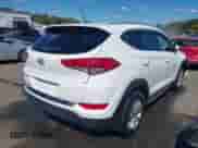 2017 Hyundai Tucson SE z VIN KM8J33A46HU326500, wystawiony jako IAAI lot #43413958 z przebiegiem 114 688 mil mil oraz . Historia ofert i sprzedaży dostępna na DreamBid. Obrazek 4.