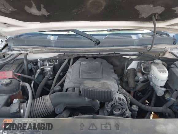 2011 Chevrolet Silverado 2500HD Work Truck z VIN 1GC0KVCG8BZ403514, wystawiony jako IAAI lot #43476303 z przebiegiem 224 583 mil mil oraz . Historia ofert i sprzedaży dostępna na DreamBid. Obrazek 10.