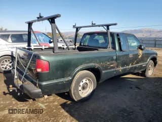 ✅ 2002 Chevrolet S-10 LS • VIN: 1GCCS19W128103100 • Лот: 82468804. Опубликован ранее на Copart с пробегом 95 878 миль. Бесплатный доступ к архиву аукционных продаж из США и подробный отчёт об истории автомобиля на DreamBid. Изображение 3.