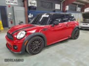✅ 2013 MINI Hardtop • VIN: WMWSU3C55DT374899 • Lot: 95313455. Wystawiony na Copart z przebiegiem 112 421 mil. Bezpłatny archiwum sprzedaży aukcyjnych z USA i szczegółowy raport historii pojazdu na DreamBid. Zdjęcie 1.
