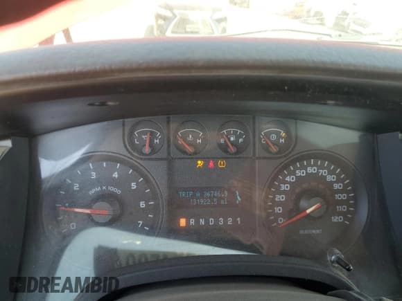 ✅ 2009 Ford F-150 XL • VIN: 1FTRF12879KB32799 • Лот: 74045994. Опубликован ранее на Copart с пробегом 131 922 миль. Бесплатный доступ к архиву аукционных продаж из США и подробный отчёт об истории автомобиля на DreamBid. Изображение 9.