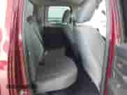 2017 Ram 1500 Express с VIN 1C6RR6FG5HS609726, выставлен на аукционе IAAI как лот 42071078 с пробегом 151 565 миль миль и . История ставок и продаж доступна на DreamBid. Изображение 8.