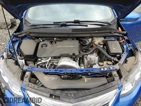 ✅ 2017 Chevrolet Volt LT • VIN: 1G1RC6S54HU141208 • Lot: 91365765. Wystawiony na Copart z przebiegiem 73 624 mil. Bezpłatny archiwum sprzedaży aukcyjnych z USA i szczegółowy raport historii pojazdu na DreamBid. Zdjęcie 12.