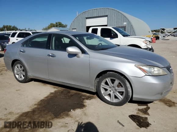 ✅ 2007 Lexus ES 330 • VIN: JTHBJ46G772137418 • Lot: 86692185. Wystawiony na Copart z przebiegiem 186 616 mil. Bezpłatny archiwum sprzedaży aukcyjnych z USA i szczegółowy raport historii pojazdu na DreamBid. Zdjęcie 4.