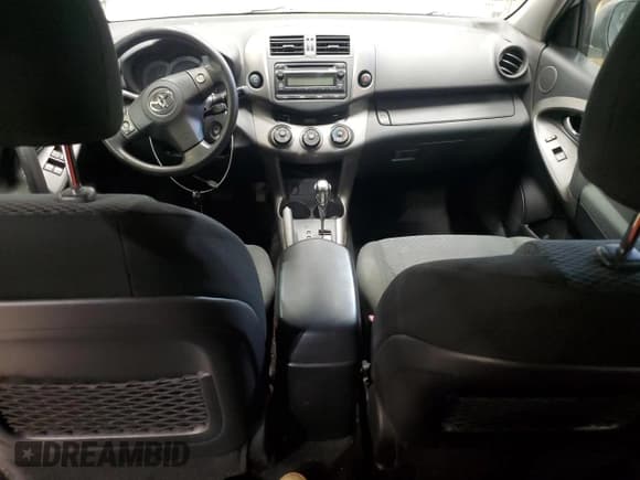 ✅ 2012 Toyota RAV4 Sport • VIN: JTMRF4DV7C5049965 • Lot: 93021025. Wystawiony na Copart z przebiegiem 237 603 mil. Bezpłatny archiwum sprzedaży aukcyjnych z USA i szczegółowy raport historii pojazdu na DreamBid. Zdjęcie 8.