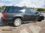2010 Chevrolet Suburban LT z VIN 1GNUKJE39AR120047, wystawiony jako Copart lot #67310985 z przebiegiem 179 985 mil mil oraz Nie do naprawy • Non repairable. Historia ofert i sprzedaży dostępna na DreamBid. Obrazek 3.