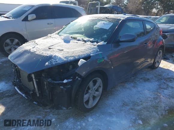 ✅ 2014 Hyundai Veloster • VIN: KMHTC6AD6EU204015 • Lot: 41318917. Wystawiony na IAAI z przebiegiem 77 355 mil. Bezpłatny archiwum sprzedaży aukcyjnych z USA i szczegółowy raport historii pojazdu na DreamBid. Zdjęcie 2.