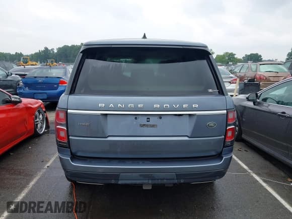 ✅ 2019 Land Rover Range Rover HSE • VIN: SALGS2SV6KA540942 • Лот: 42931416. Опубликован ранее на IAAI с пробегом 121 883 миль. Бесплатный доступ к архиву аукционных продаж из США и подробный отчёт об истории автомобиля на DreamBid. Изображение 16.