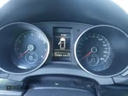 ✅ 2013 Volkswagen Golf GTI • VIN: WVWHD7AJ2DW136060 • Лот: 43636663. Опубликован ранее на IAAI с пробегом 137 964 миль. Бесплатный доступ к архиву аукционных продаж из США и подробный отчёт об истории автомобиля на DreamBid. Изображение 7.