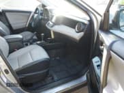 ✅ 2016 Toyota RAV4 Limited • VIN: 2T3YFREV0GW287209 • Лот: 43403363. Опубликован ранее на IAAI с пробегом 138 568 миль. Бесплатный доступ к архиву аукционных продаж из США и подробный отчёт об истории автомобиля на DreamBid. Изображение 5.