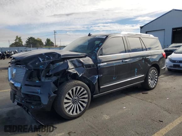 ✅ 2018 Lincoln Navigator Reserve • VIN: 5LMJJ2LT4JEL16145 • Lot: 84436355. Listed on Copart with 97,841 mi. Free auction sales archive from the USA and detailed vehicle history report at DreamBid. Image 1.