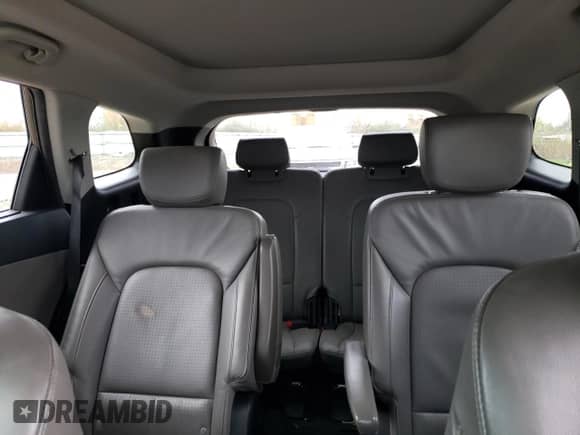 2014 Hyundai Santa Fe GLS z VIN KM8SR4HF6EU076719, wystawiony jako Copart lot #86817695 z przebiegiem 183 370 mil mil oraz Czysty tytuł • Clean title. Historia ofert i sprzedaży dostępna na DreamBid. Obrazek 10.