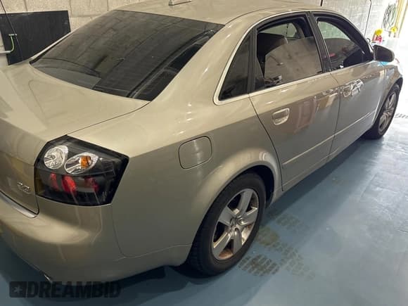 ✅ 2004 Audi A4 3.0L • VIN: WAULT68E84A134954 • Лот: 73234824. Опубликован ранее на Copart с пробегом 107 934 миль. Бесплатный доступ к архиву аукционных продаж из США и подробный отчёт об истории автомобиля на DreamBid. Изображение 4.