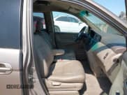 ✅ 2003 Honda Odyssey EX-L • VIN: 5FNRL18743B141617 • Lot: 42565166. Wystawiony na IAAI z przebiegiem 223 620 mil. Bezpłatny archiwum sprzedaży aukcyjnych z USA i szczegółowy raport historii pojazdu na DreamBid. Zdjęcie 5.