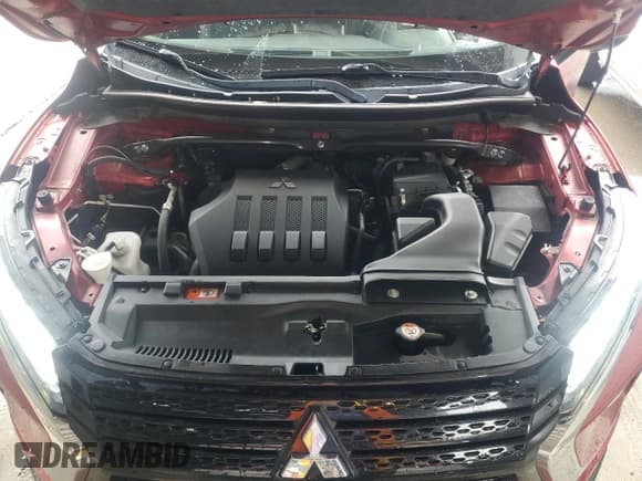 ✅ 2022 Mitsubishi Eclipse Cross SE • VIN: JA4ATWAA8NZ028356 • Lot: 57167015. Listed on Copart with 97,435 mi. Free auction sales archive from the USA and detailed vehicle history report at DreamBid. Image 12.