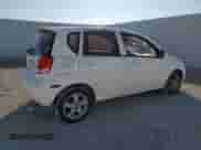 2008 Chevrolet Aveo LT z VIN KL1TG65678B188497, wystawiony jako Copart lot #44501275 z przebiegiem 195 139 mil mil oraz Czysty tytuł • Clean title. Historia ofert i sprzedaży dostępna na DreamBid. Obrazek 3.